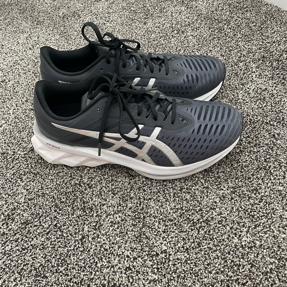 ASICS FF Blast sneakers